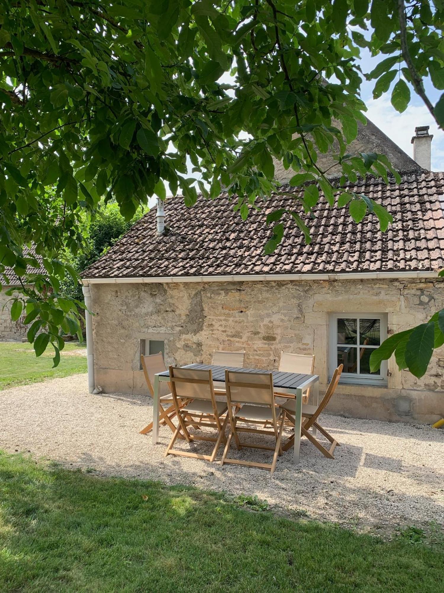 Maison De Vacances Gilly-les-Citeaux Bagian luar foto